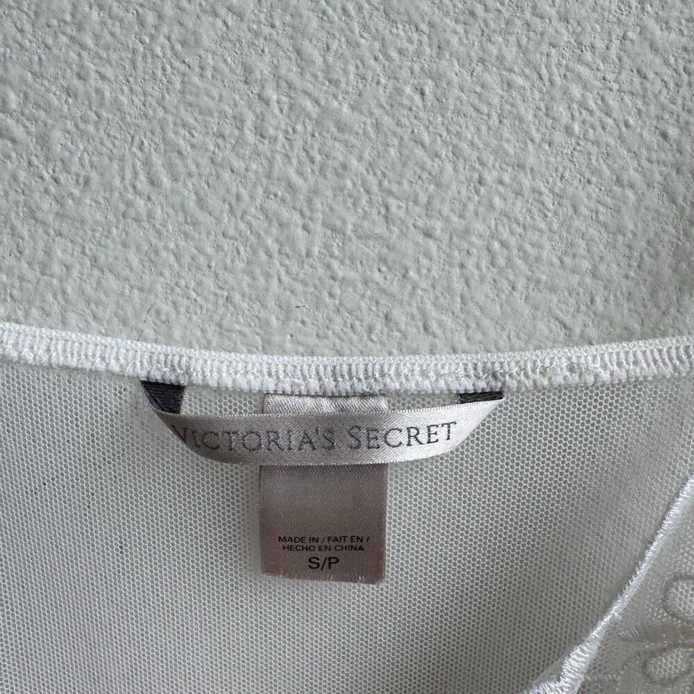 VINTAGE Victoria’s Secret Bridal Eyelet Lace Lingerie Slip Gown Chemise Size S - Picture 4 of 6